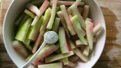 阿瓜吃瓜不吐瓜皮,揭秘瓜农的独门秘籍