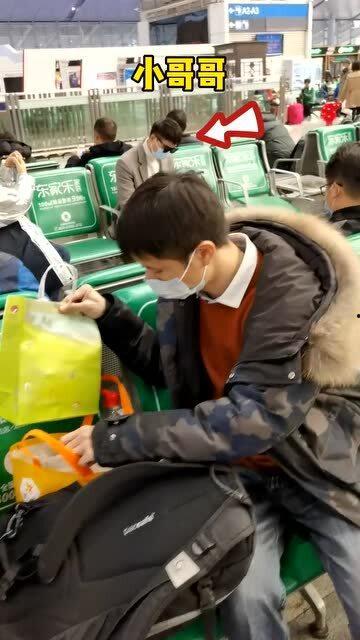 坐高铁遇见明星,意外惊喜的奇妙际遇